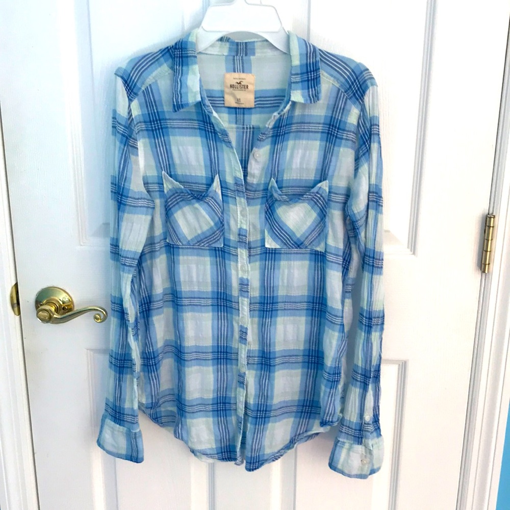 Hollister women’s plaid shirt x small
